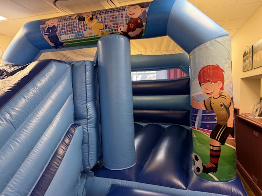 Bounce, Jump N Slide (Football)