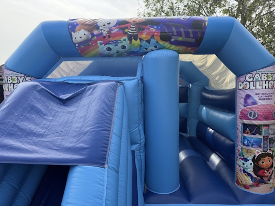 Bounce, Jump N Slide (Gabby's Dollhouse)