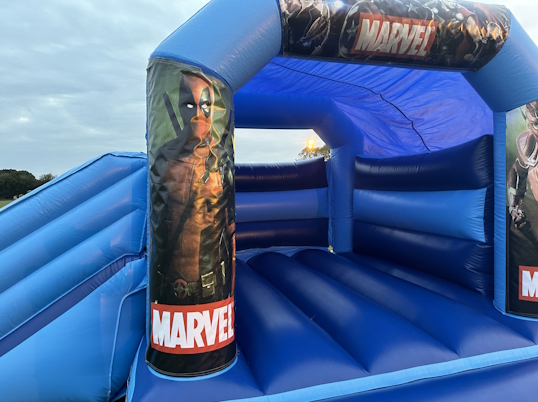 Party Fun N Slide (Marvel)